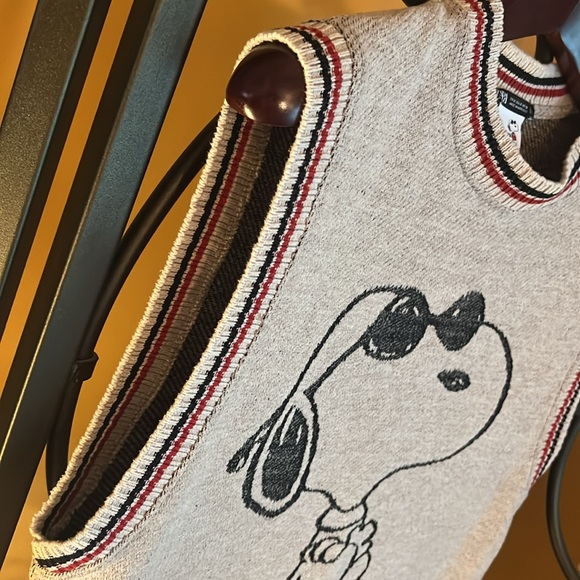 ZARA X PEANUTS Limited Edition Snoopy Sweater Vest - Picture 4 of 9